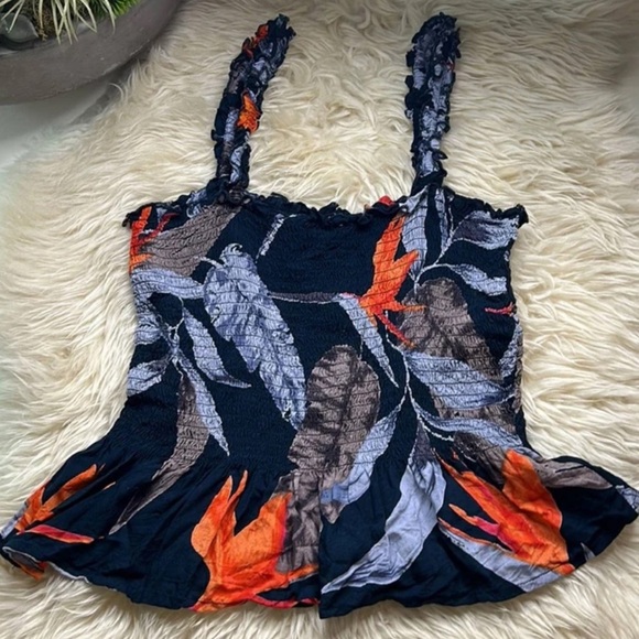 Patron of peace smocked ruffle tank top medium tropical Print women’s navy blue - Picture 5 of 5